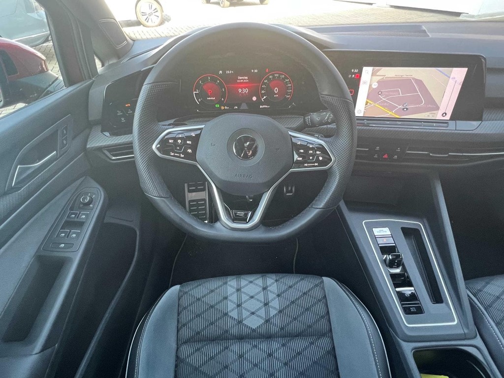 Foto 6 VW GOLF VIII 2.0TDI RLINE